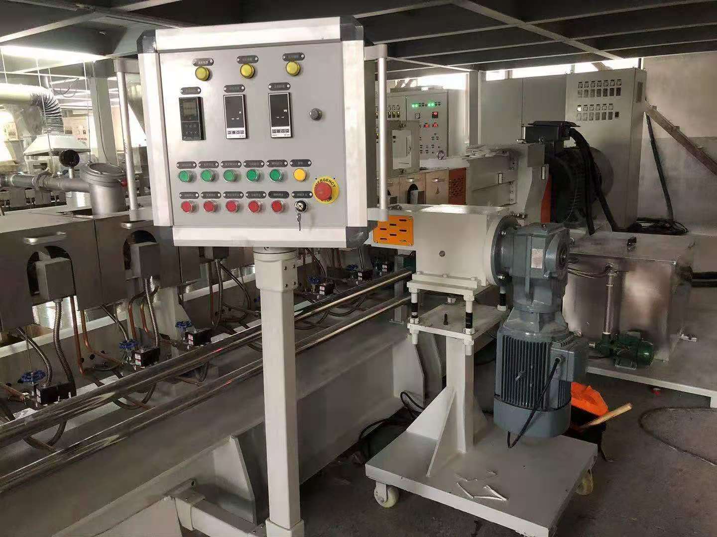 雙螺桿造粒機(jī)為何發(fā)展的這么好