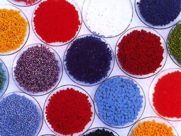 塑料加工過程中使用色母后顏色分散性不好，這些原因了解一下