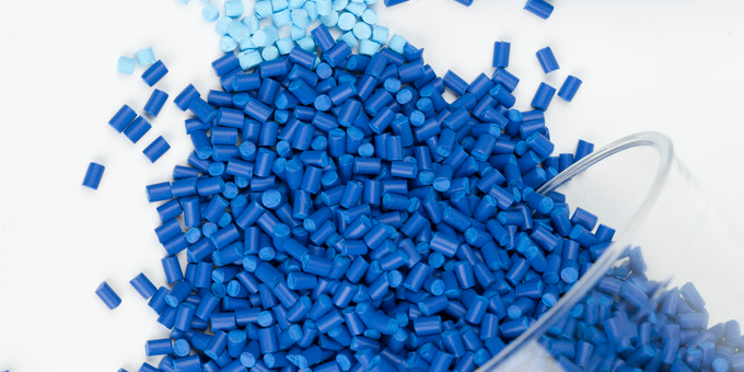 塑料造粒機在運轉(zhuǎn)過程中，需要注意的事項有哪些