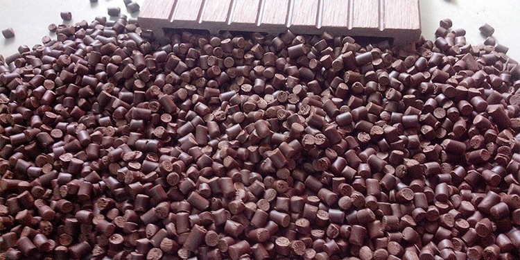 在使用雙螺桿擠出機過程中塑料配方應(yīng)具備哪些性能？