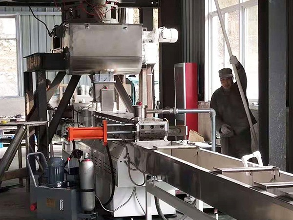 科隆威爾加工現(xiàn)場