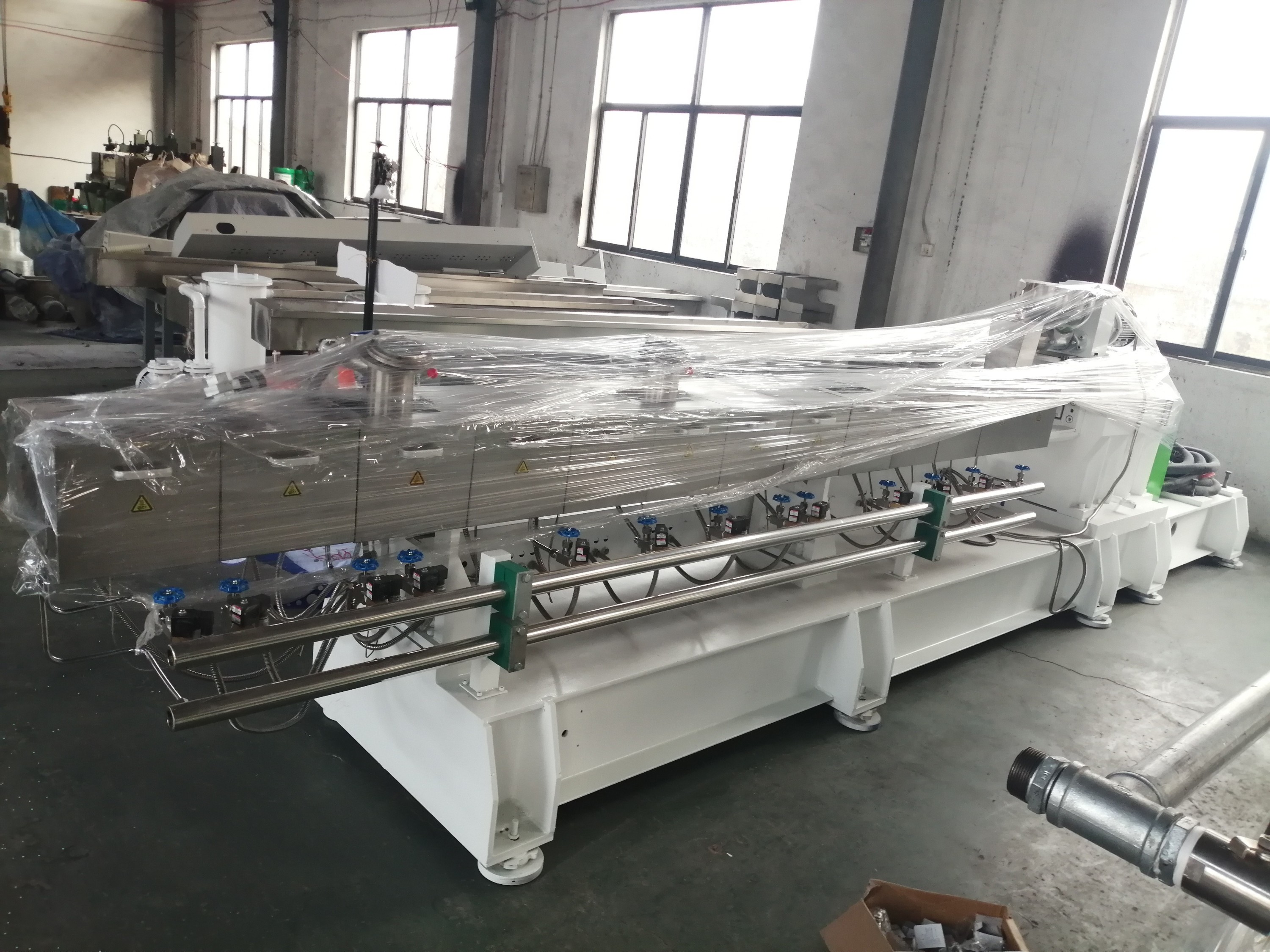 雙螺桿擠出機與注塑機的區(qū)別