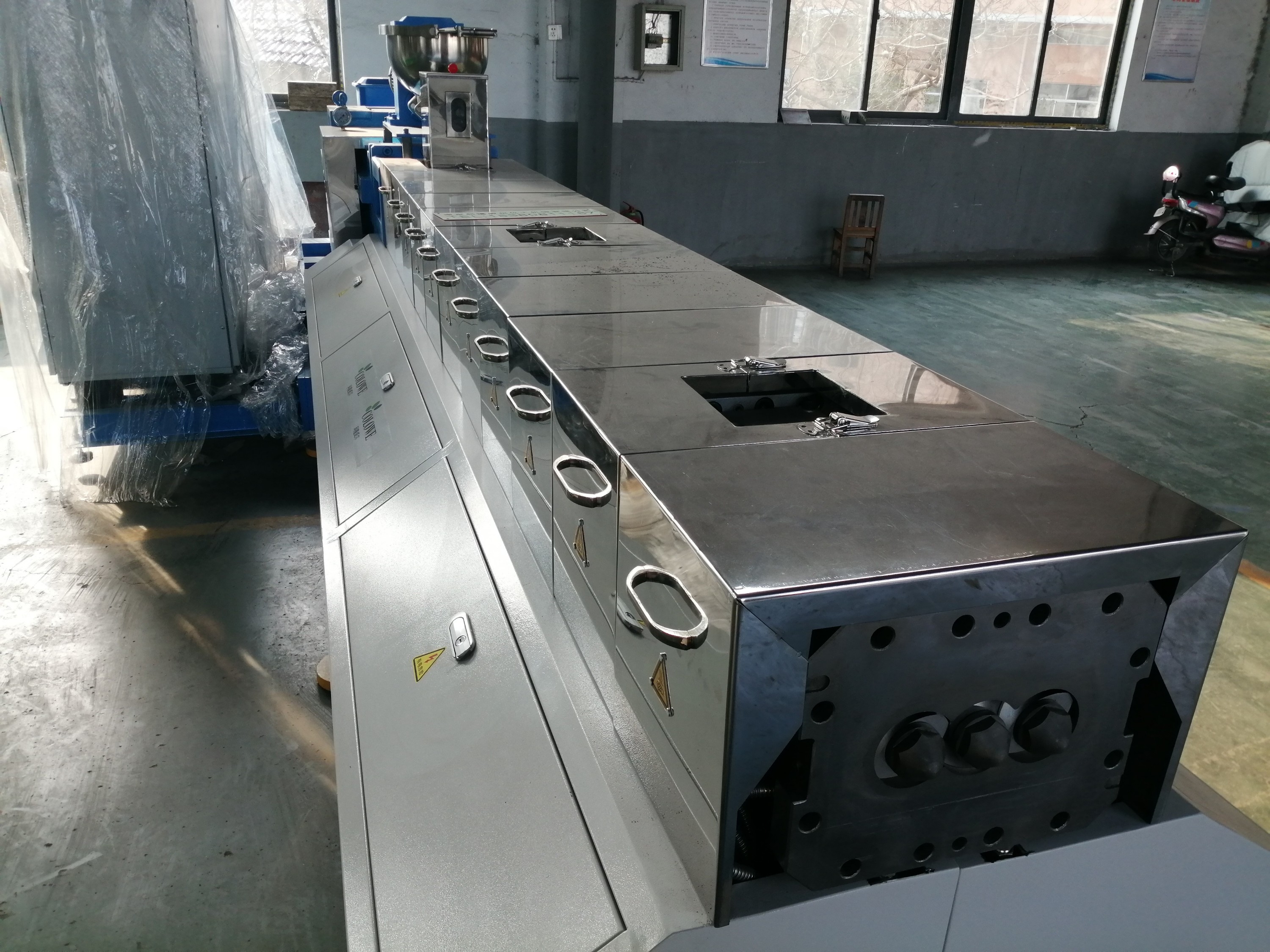 擠壓機(jī)有哪些方面常見注意事項(xiàng)？