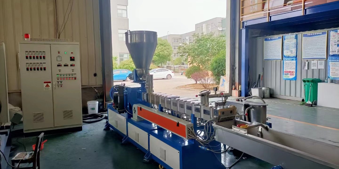 步入工業(yè)發(fā)展的新時(shí)期，看再生塑料造粒機(jī)未來前景發(fā)展